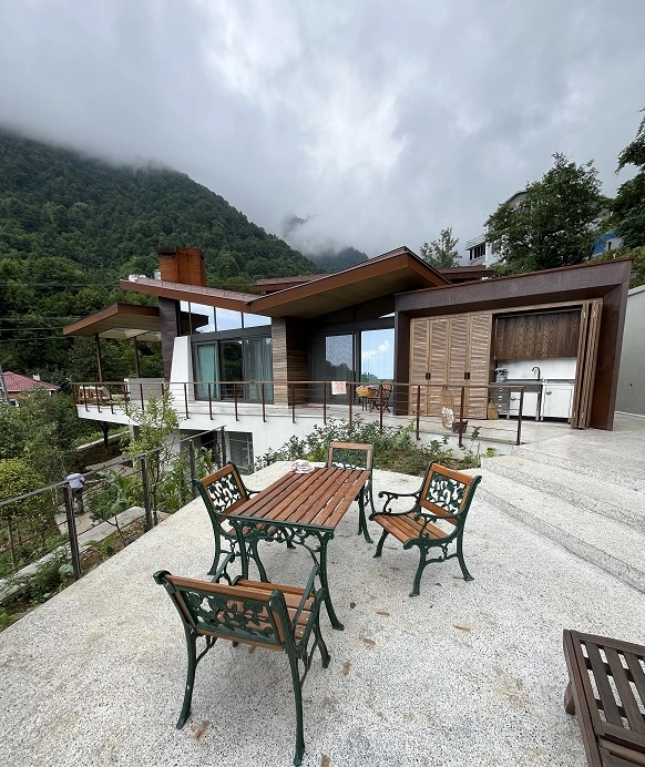 Hopa Villa Yan Cephe